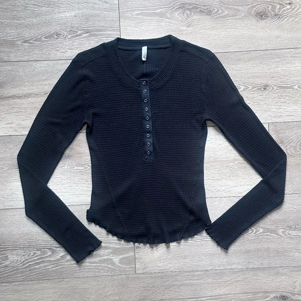 Intimately Free People One Of The Girls Long Sleeve Waffle Knit Thermal - Picture 6 of 15